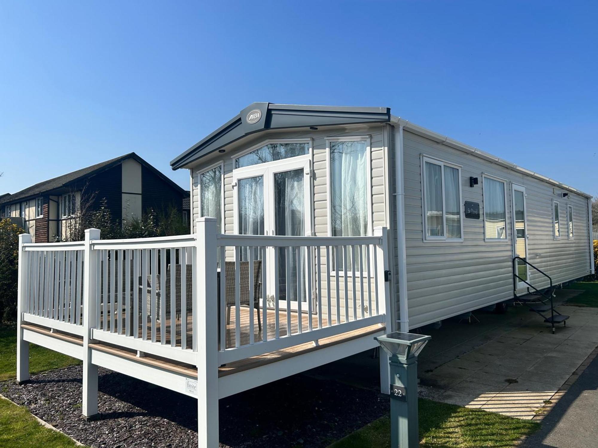 Hafan Y Mor Park 3-bed Caravan Sleeps 8 Pets Ok * Pwllheli