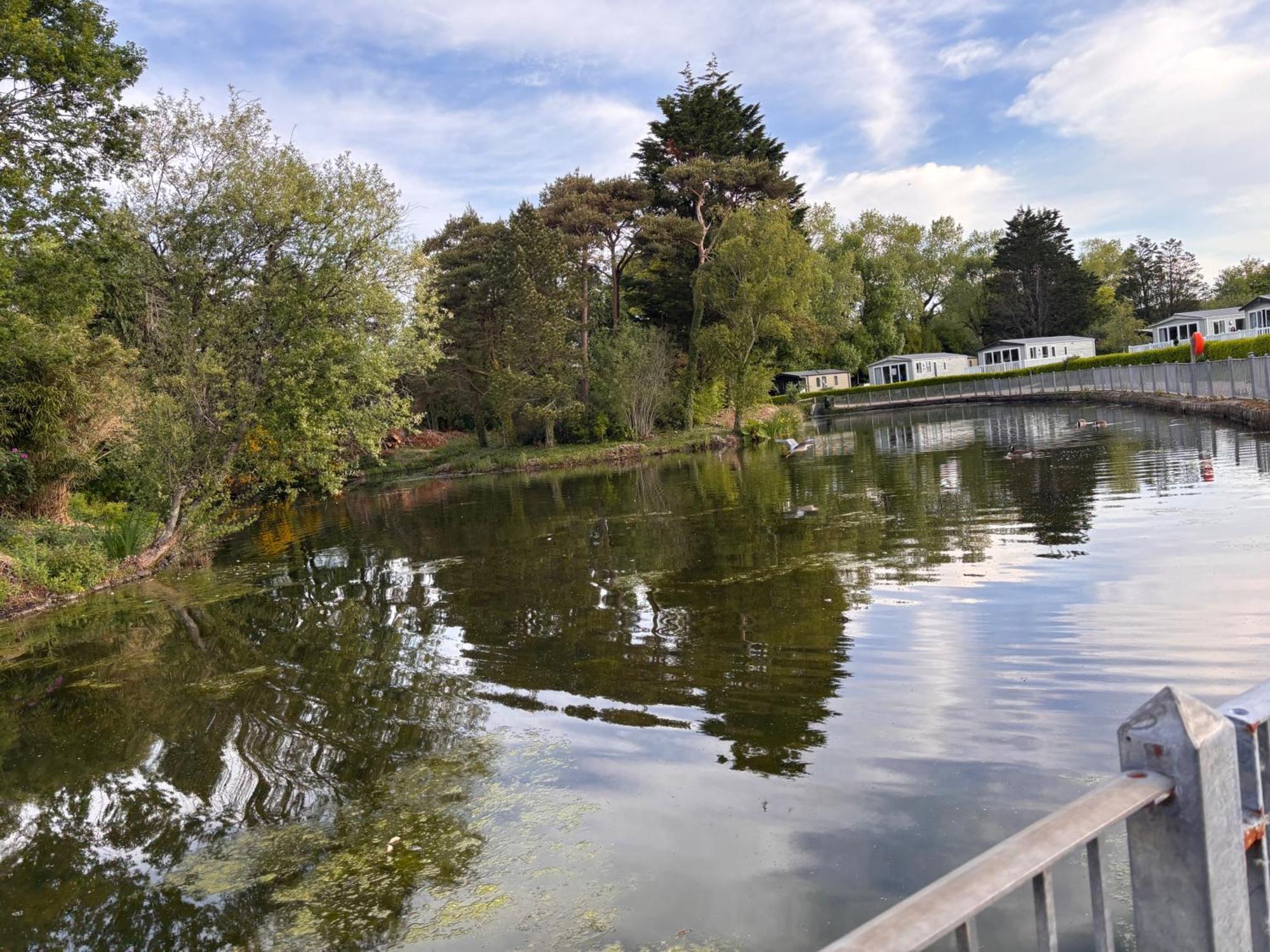 Hafan Y Mor Park 3-bed Caravan Sleeps 8 Pets Ok * Pwllheli
